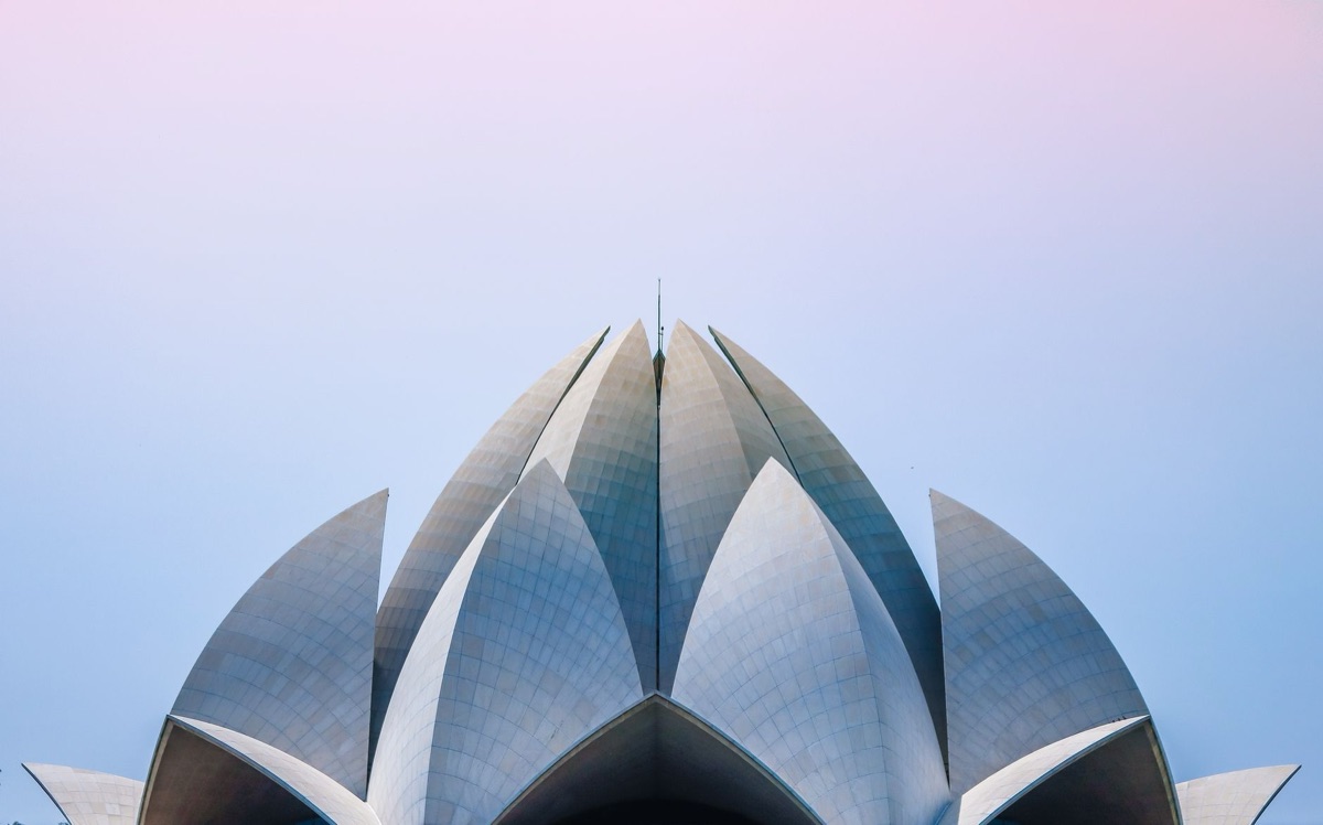 Het parlementgebouw in New Delhi voor politieke nieuwsupdates
